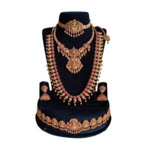 Gold Finish Jewellery Set For Rent